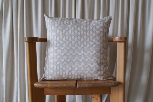Silver Grey Woolsthorpe linen cushion