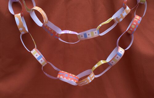 Kerlala paper chain