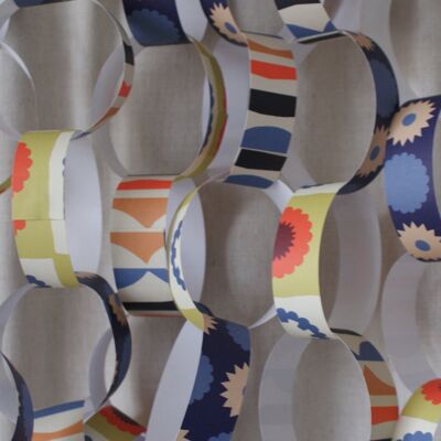 Offcut pattern paper chain