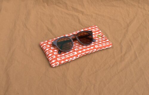 Glasses/Sunglasses case in Rust Hatherop print