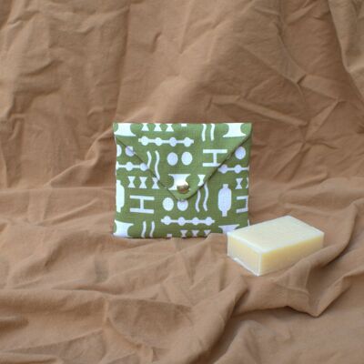 Soap pouch in Olive Lechlade print