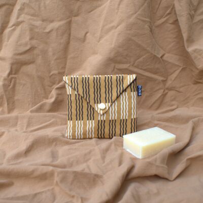 Soap pouch in Sludge Kelmscott print
