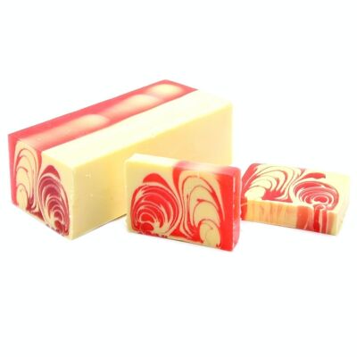 HSBS-14 - Pain de Savon Artisanal 1.2kg - Fraise - Vendu en 1x unité/s par extérieur