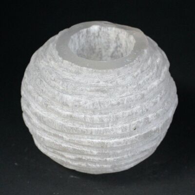 SelCH-08 - Selenite Snowball Candle Holder - 8 cm - Sold in 1x unit/s per outer