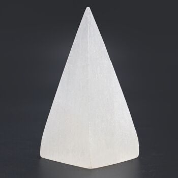 SelW-07 - Pyramide de sélénite - 10 cm - Vendu en 1x unité/s par extérieur 5