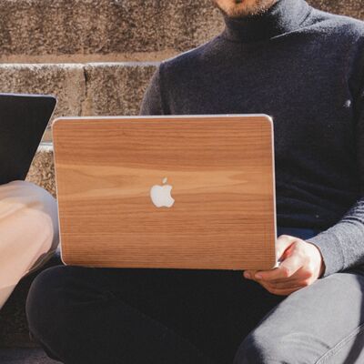 Custodia in legno di acero per MacBook Pro 13"