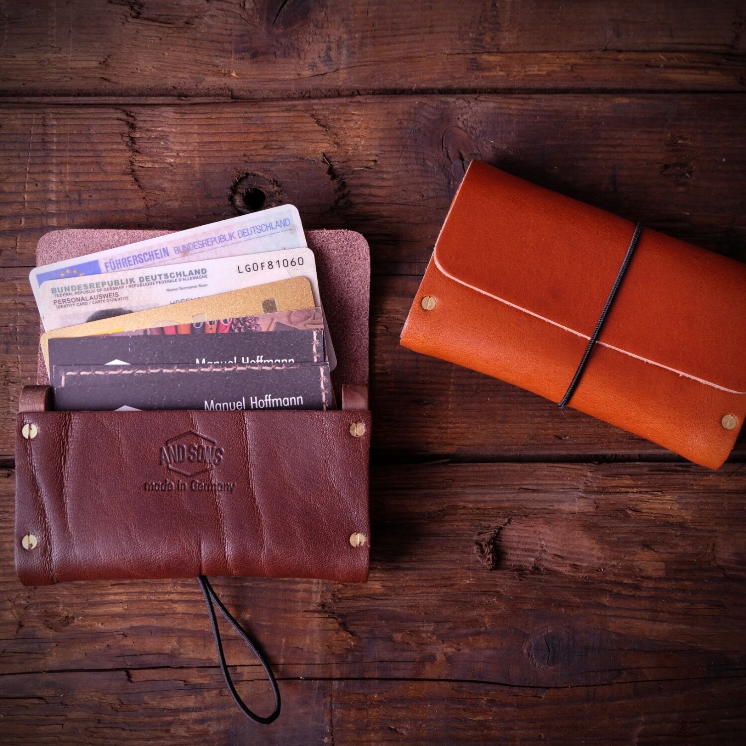 Scatola di cartone "Woody" con listelli in vero legno