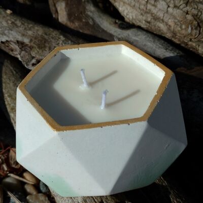 Natural candle WHITE NOUGAT