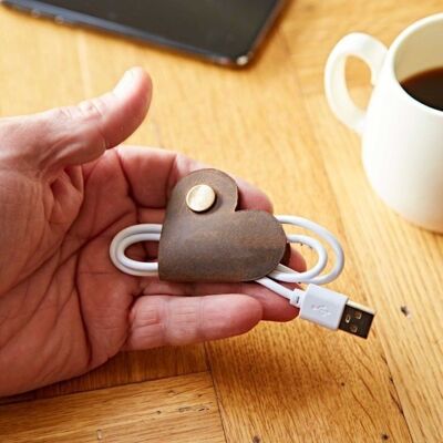 Brown Buffalo Leather Heart Cable Tidy