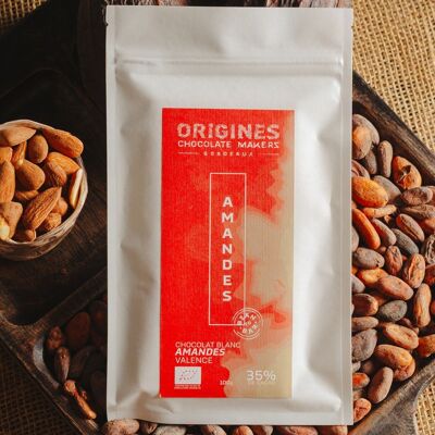 Organic White Bar 35% with Madagascar Vanilla and Caramelized Almonds