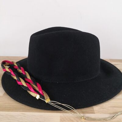 Women's hat in wool felt, FEDORA shape, with its removable Braid Head-band. Black. French creation