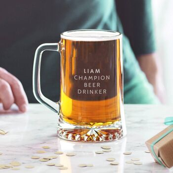 Chope personnalisée 'Champion Beer Drinker' 1