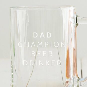 Chope personnalisée 'Champion Beer Drinker' 4