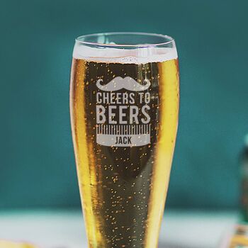 Verre à pinte personnalisé 'Cheers To Beers' 2