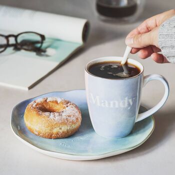 Ensemble mug et assiette colorés personnalisés 1