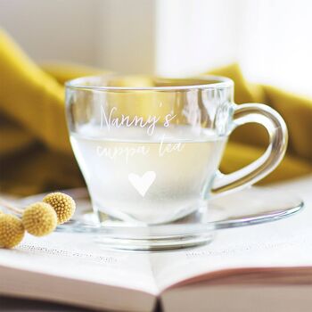 Tasse à thé et soucoupe personnalisées pour elle 2