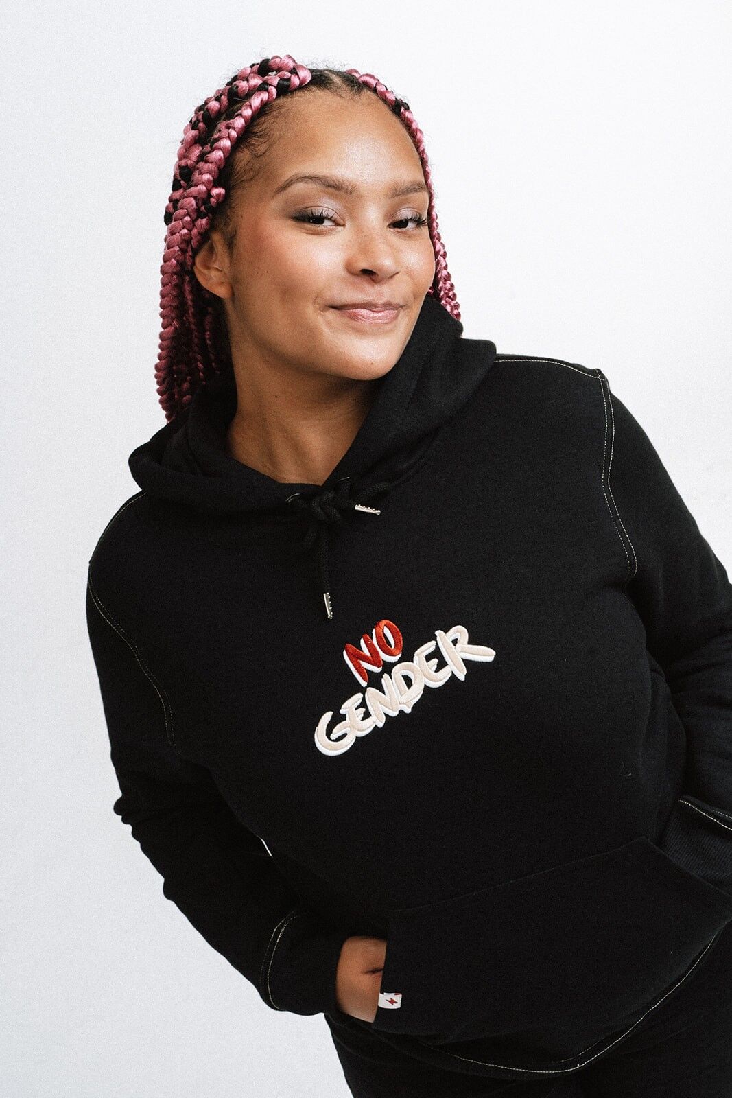 Felpa aderente: NO GENDER 🚫