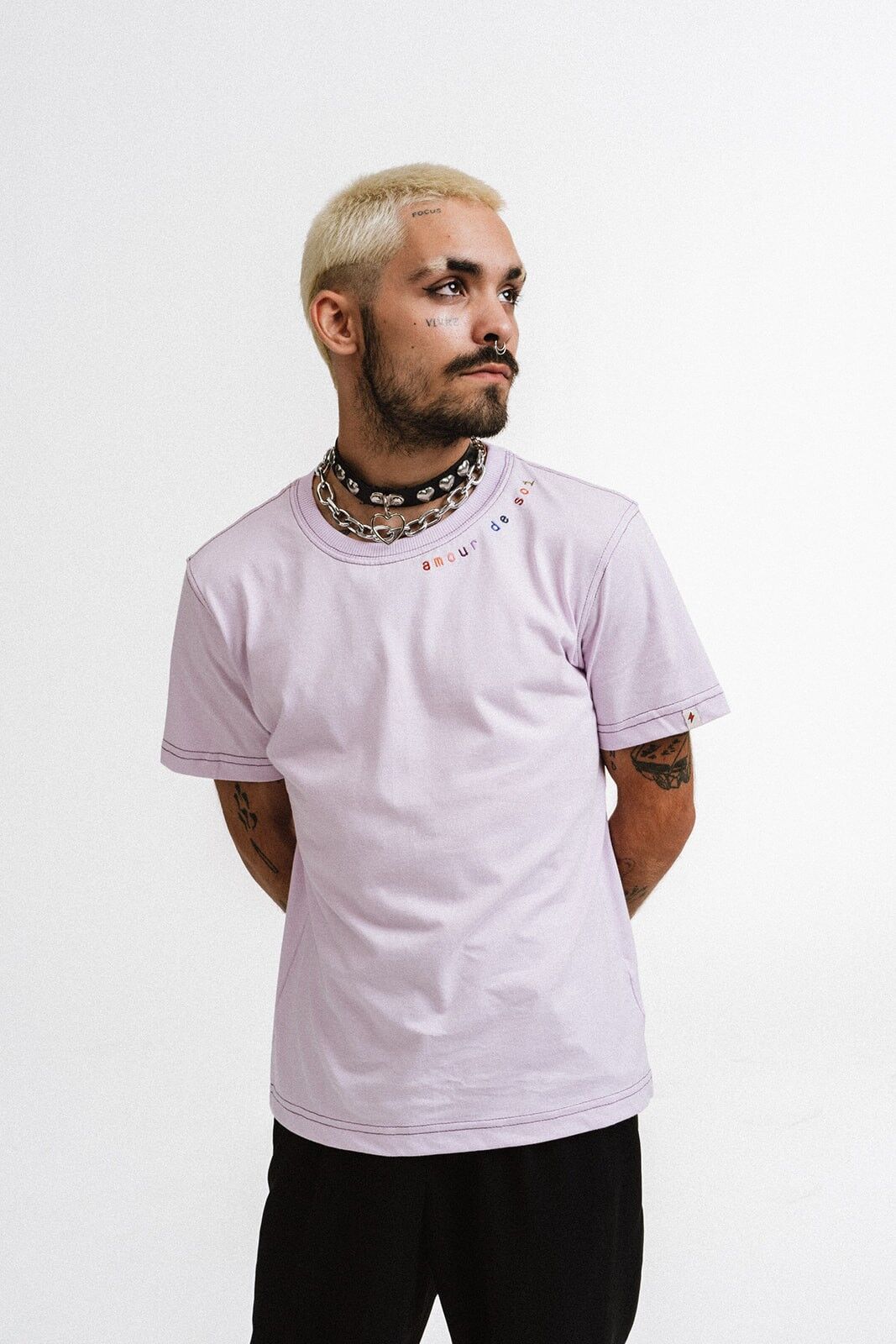 T-shirt aderente: SELF LOVE 💜