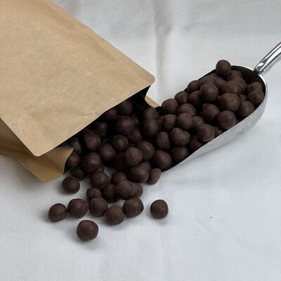 Hazelnut coated with milk chocolate