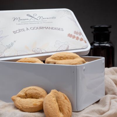 Boite de biscuits composée d’assortiment de Navettes BIO 300g