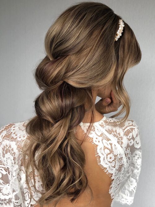 Sabrina Hairvine Gold Hair Accessory Bride