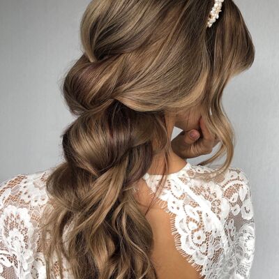Sabrina Hairvine Gold Hair Accessory Bride
