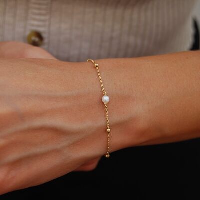 Silver 925 bracelet with pearl.