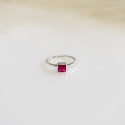 Juno Ring Silver - Ruby Red