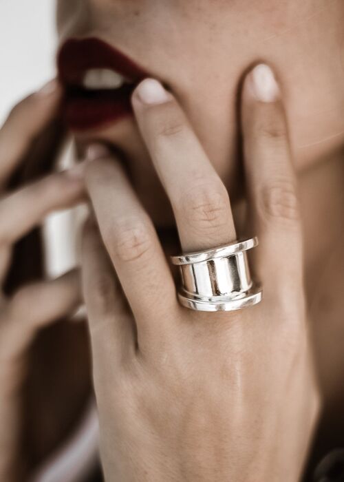 Rodman Ring-Silver - Platinum-plated Sterling Silver