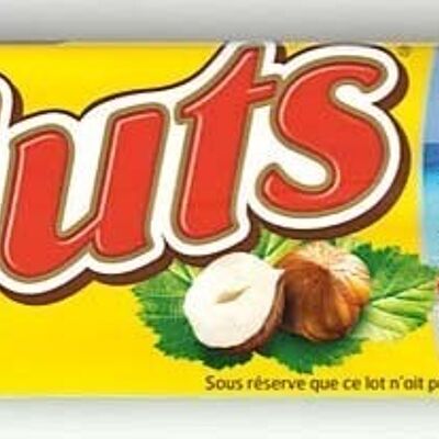 NUTS. BOX 24 NESTLE