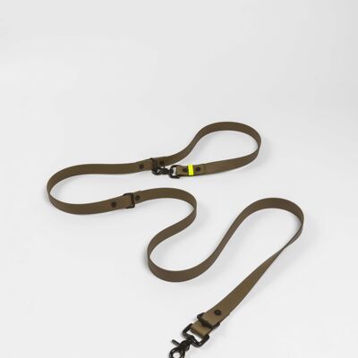 Handsfree dog leash crossbody leash made of vegan leather