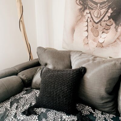 Housse de Coussin en crochet noir & pompom