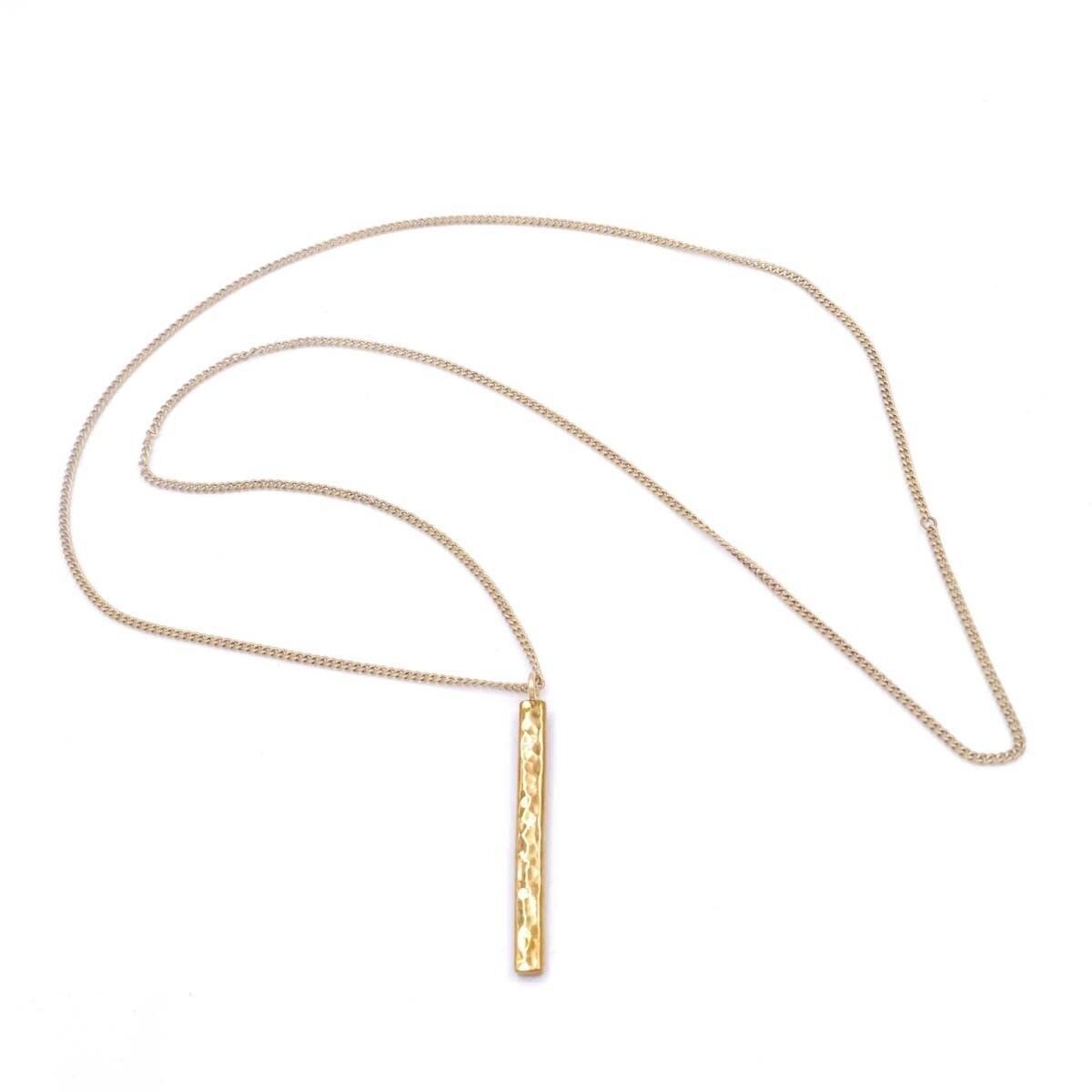 Lunga catena in ottone, barra martellata