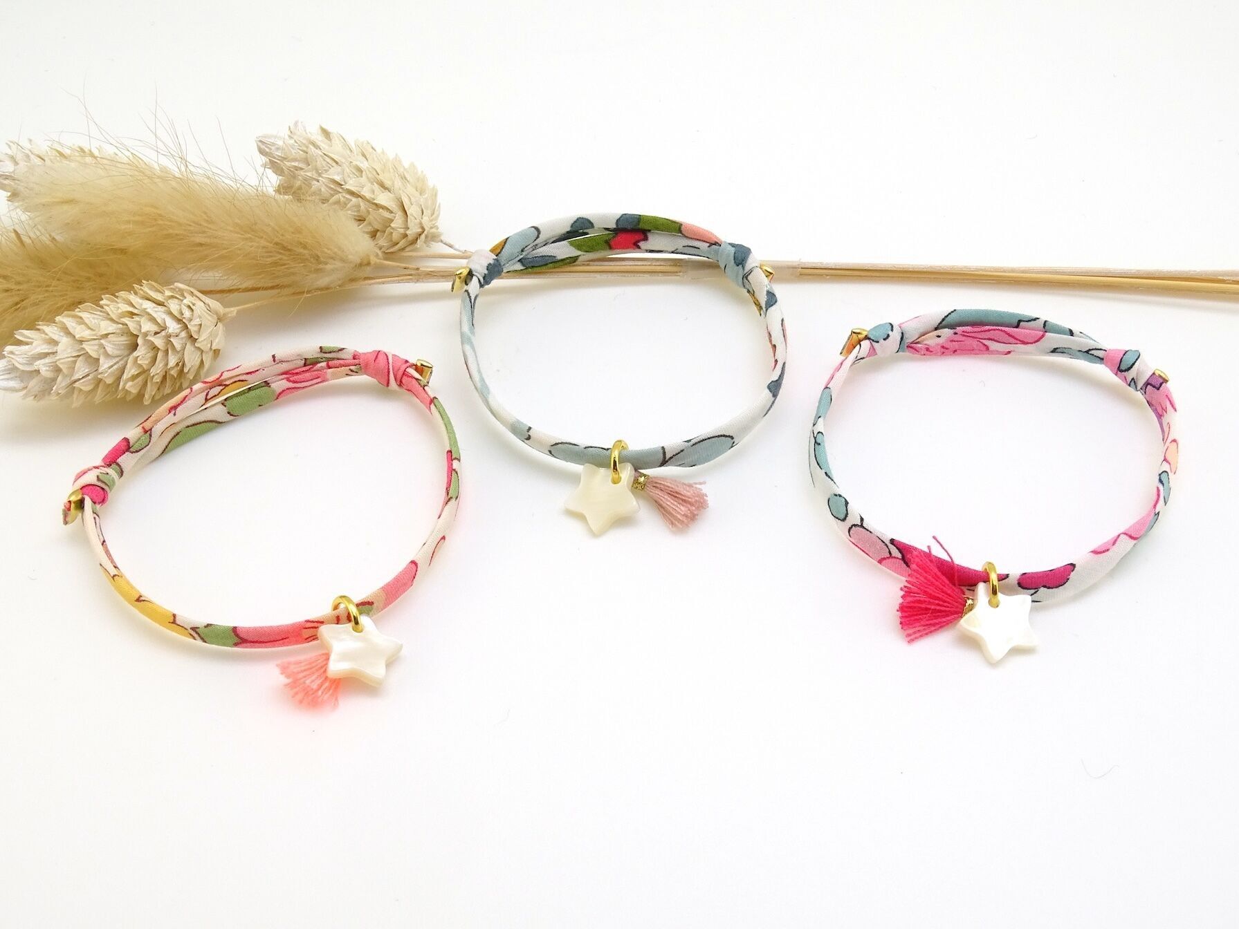 Surtido de 20 pulseras Liberty de nácar