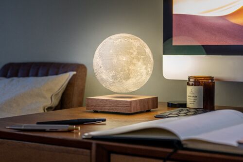 Smart Moon Lamp natural walnut wood