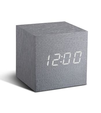 Horloge cube en bois Click (notre horloge cube classique originale, produit le plus vendu de notre catalogue depuis 2011) Aluminium / LED blanche 1