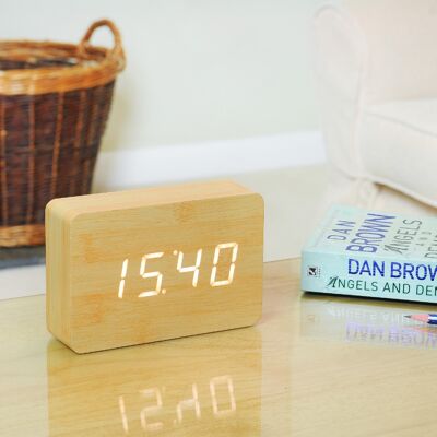 Brick Click Clock Beech White LED