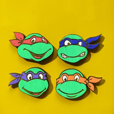 Set of 4 Teenage Mutant Ninja Turtles Wooden Fridge Magnet, TMNT Retro Geek Decor, Oldschool TV, Kitchen Decor, Personalized Gift
