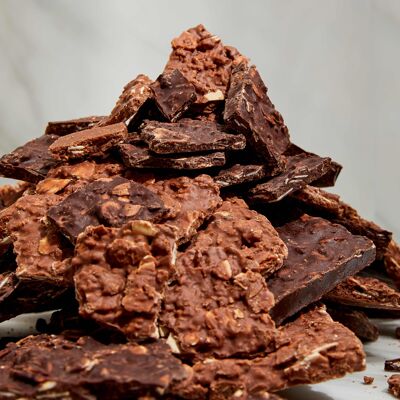 Dark or milk chocolate crisps BULK