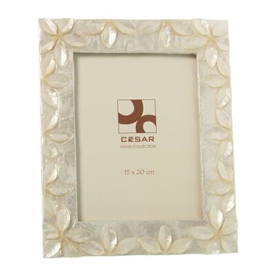 MOTHER OF PEARL PHOTO HOLDER 15X20CM NATURAL FLOWER RELIEF _EXT:22X27.5X1CM LL37158