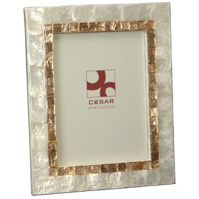 MOTHER OF PEARL PHOTO HOLDER 20X25CM NATURAL TOAST FRAME _EXT:27X32X1CM LL37423