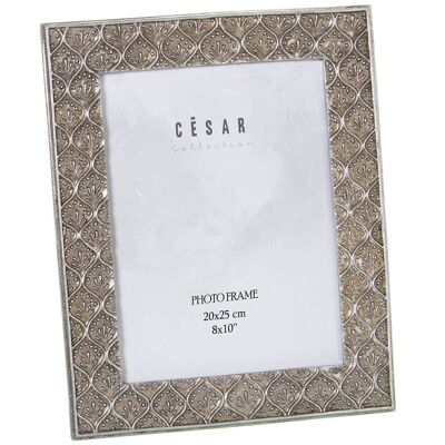 PORTE PHOTO RÉSINE 20X25CM ARGENT EXT:26X1.5X30.5CM LL39135