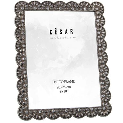 PORTA FOTO IN RESINA 20X25CM ARGENTO EST:23.5X1.2X28.5CM LL39262