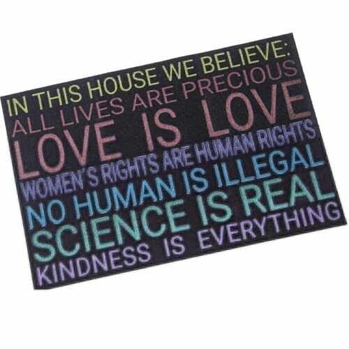 FELPUDO POLIÉSTER C/TRASERA PVC -LOVE IS LOVE- 40X60X1CM LL63317