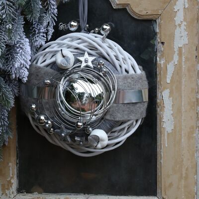 Winter wreath wall wreath No.28 door wreath white 30 cm silver ball cone felt modern