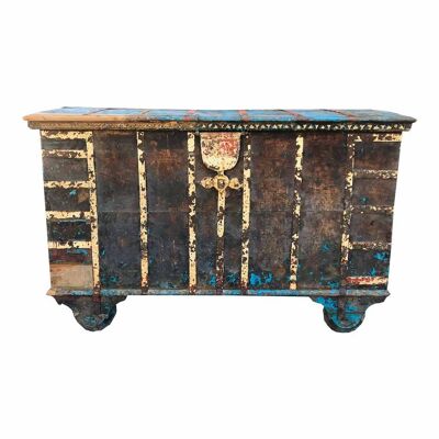 HANDCRAFTED WOOD AND METAL TRUNK 150x78x102h cm reference:22892
