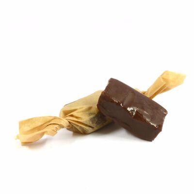 Morceau de caramels au chocolat