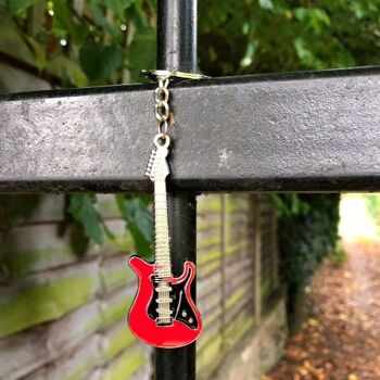 Porte-clés Guitare - Rouge, Noir et Argent 8