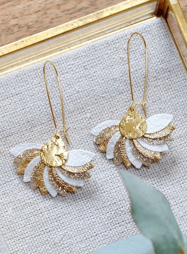 Louga Goutte Ohrringe - Weiß, Gold, Glitzer