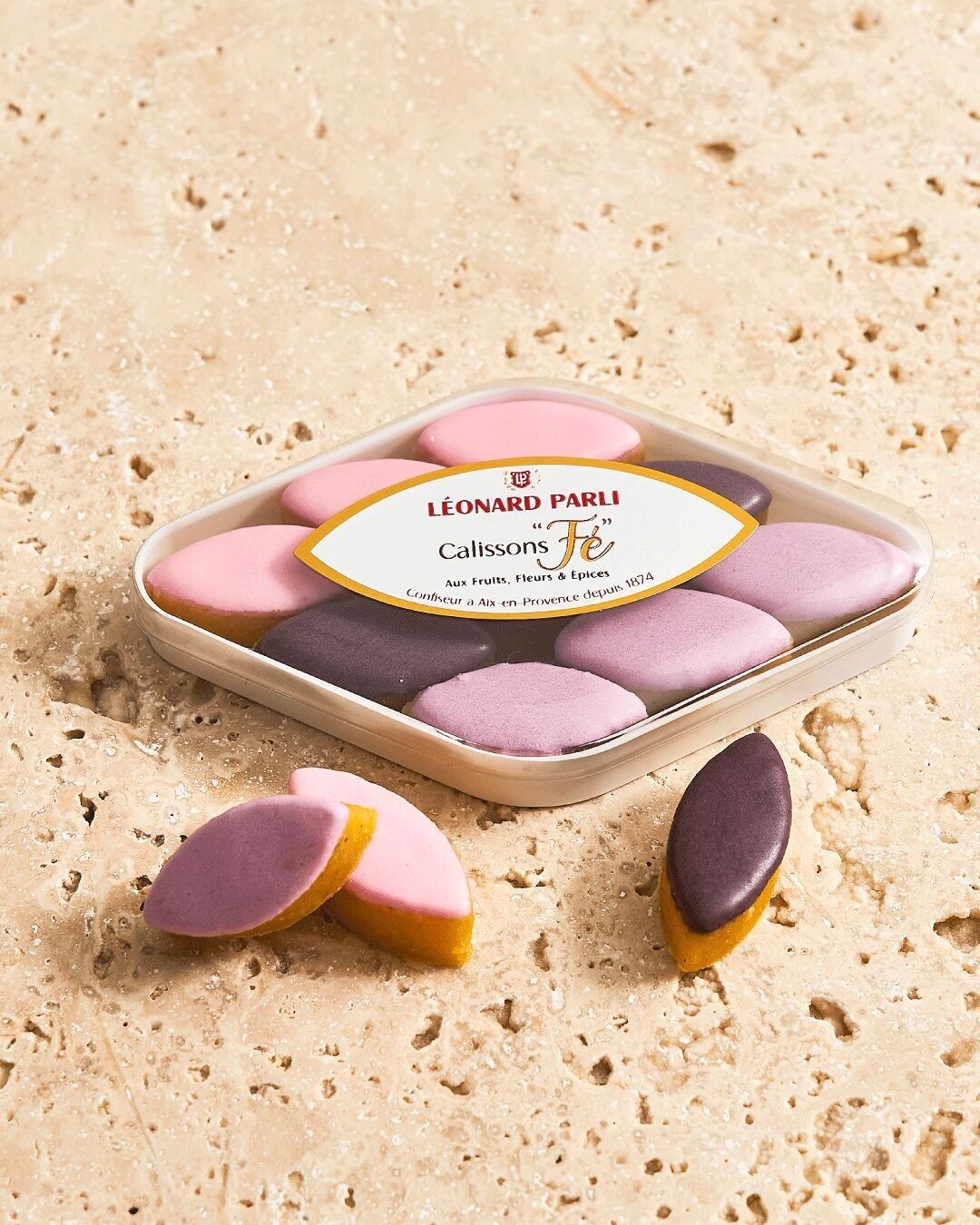Boîte 'Fé' fleuris assortis - 55g - 9 pces